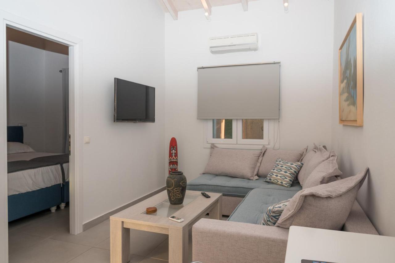 Dalas Beach House Almiros Beach Exterior photo